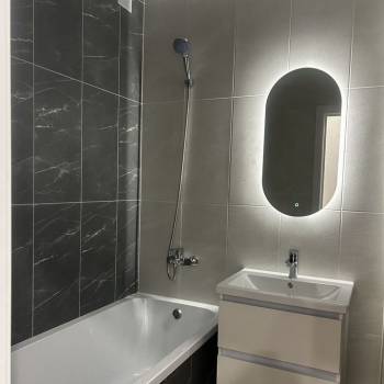 Сдается 1-комнатная квартира, 42 м²