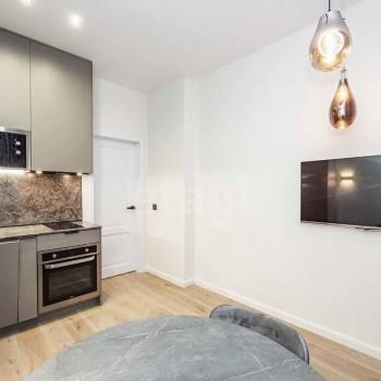 Сдается 1-комнатная квартира, 40 м²
