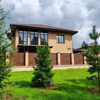 Продается Дом, 200 м²