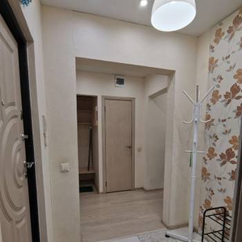 Сдается 1-комнатная квартира, 42 м²