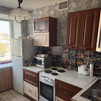 Продается 1-комнатная квартира, 32 м²