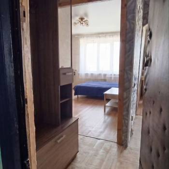 Продается 1-комнатная квартира, 32 м²