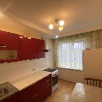 Сдается Многокомнатная квартира, 60 м²