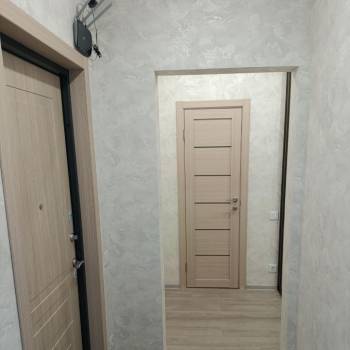 Продается 1-комнатная квартира, 42 м²