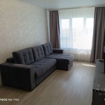 Продается 1-комнатная квартира, 42 м²