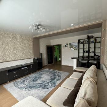 Продается 2-х комнатная квартира, 76 м²