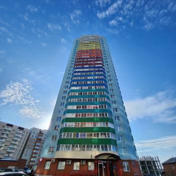 Продается 1-комнатная квартира, 42 м²