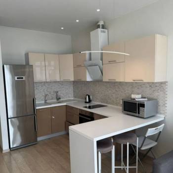 Сдается 1-комнатная квартира, 46,3 м²