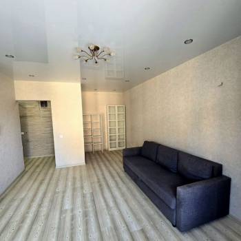 Продается 1-комнатная квартира, 34 м²