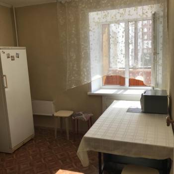 Сдается 1-комнатная квартира, 40 м²