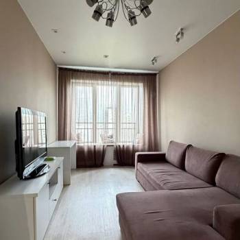 Сдается 1-комнатная квартира, 39 м²