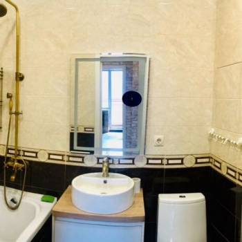 Сдается 1-комнатная квартира, 46 м²