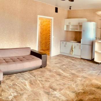Сдается 1-комнатная квартира, 46 м²