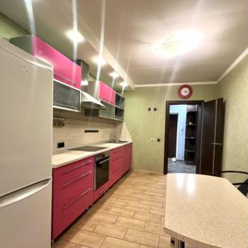 Сдается 1-комнатная квартира, 45 м²