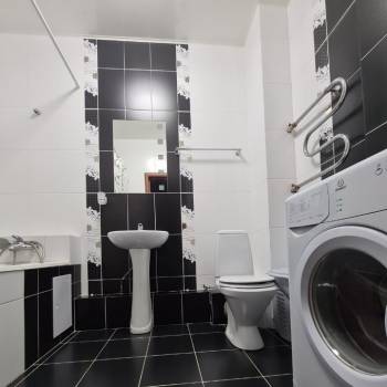 Сдается 1-комнатная квартира, 43 м²