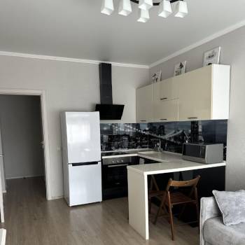 Сдается 1-комнатная квартира, 37 м²