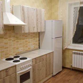 Сдается 1-комнатная квартира, 38 м²