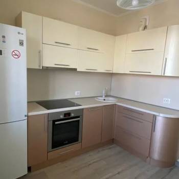 Продается 2-х комнатная квартира, 57 м²