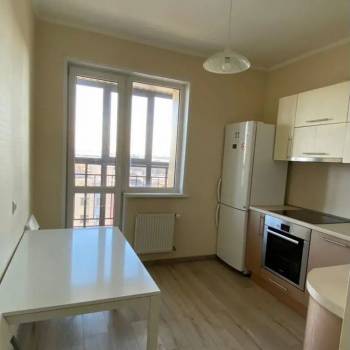 Продается 2-х комнатная квартира, 57 м²
