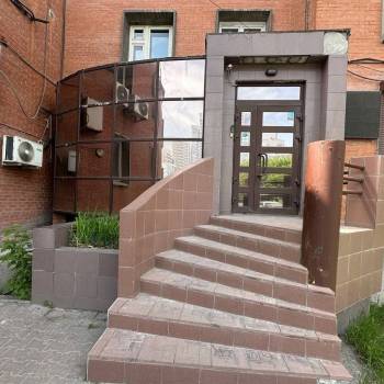 Сдается Нежилое помещение, 162,5 м²