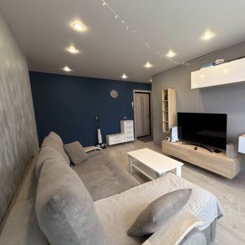 Продается 3-х комнатная квартира, 60 м²