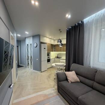 Сдается 1-комнатная квартира, 40 м²