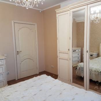 Сдается 2-х комнатная квартира, 73 м²
