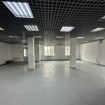 Сдается Нежилое помещение, 140 м²