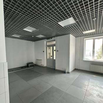 Сдается Нежилое помещение, 140 м²