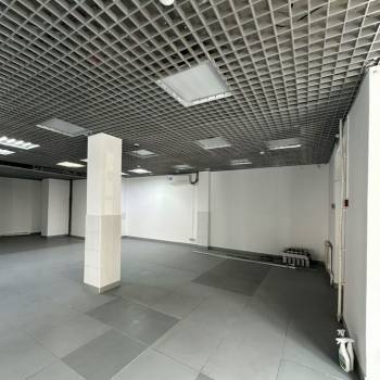 Сдается Нежилое помещение, 140 м²