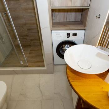 Продается 1-комнатная квартира, 42 м²