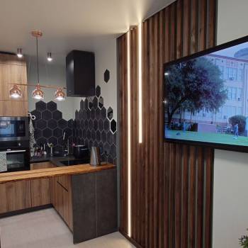 Продается 1-комнатная квартира, 42 м²