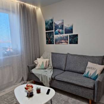 Продается 1-комнатная квартира, 42 м²