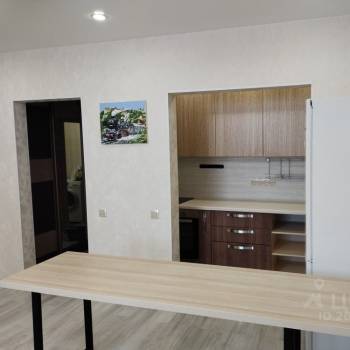 Сдается 1-комнатная квартира, 39 м²