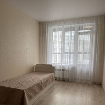 Сдается Многокомнатная квартира, 77 м²