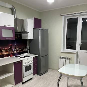 Сдается 1-комнатная квартира, 40 м²