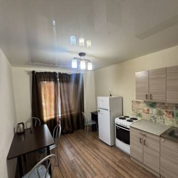 Сдается 1-комнатная квартира, 41 м²