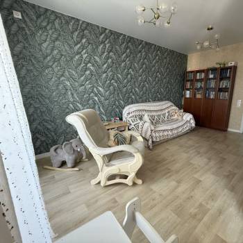 Продается Многокомнатная квартира, 91,4 м²