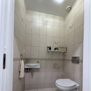 Продается Многокомнатная квартира, 91,4 м²