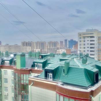 Продается 1-комнатная квартира, 76 м²