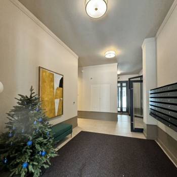 Продается 2-х комнатная квартира, 63,7 м²