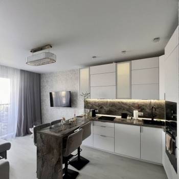 Сдается 1-комнатная квартира, 50 м²