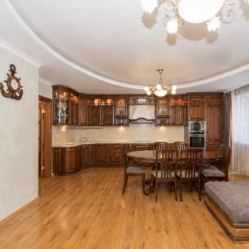 Продается 3-х комнатная квартира, 96,4 м²