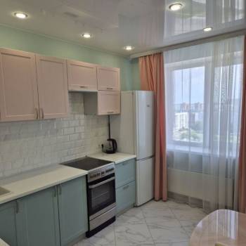 Сдается 2-х комнатная квартира, 65 м²