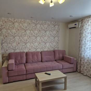 Сдается 2-х комнатная квартира, 65 м²
