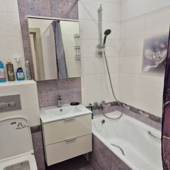 Сдается 2-х комнатная квартира, 65 м²