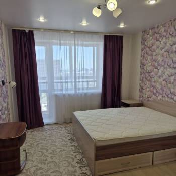 Сдается 2-х комнатная квартира, 65 м²