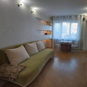 Сдается Многокомнатная квартира, 58,6 м²