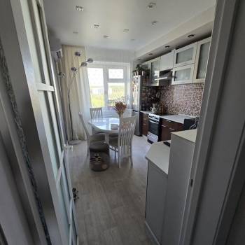 Продается 3-х комнатная квартира, 62 м²