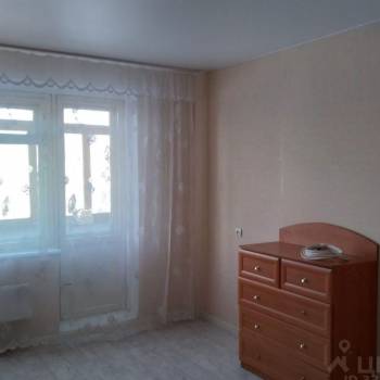 Продается 1-комнатная квартира, 40 м²